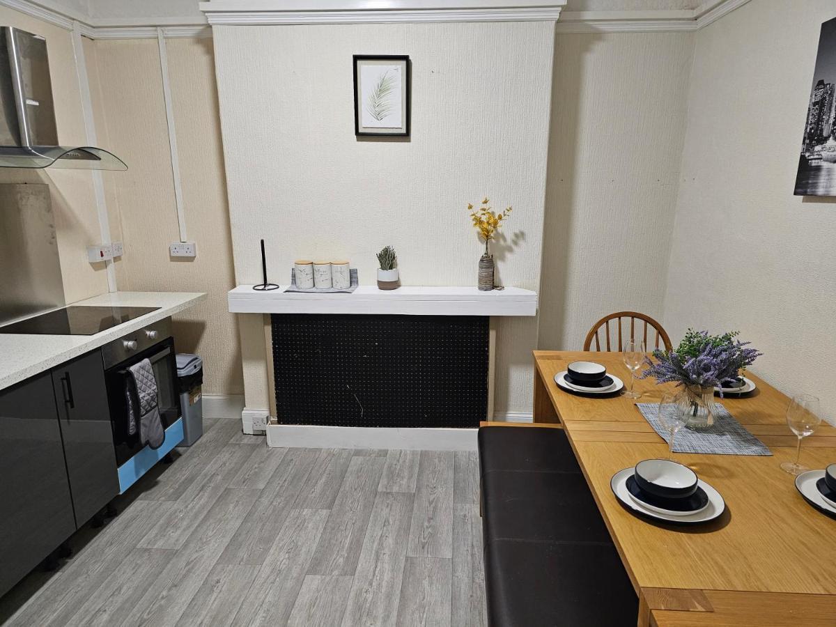Skyline Queen'S Suites 203 Swansea Eksteriør bilde