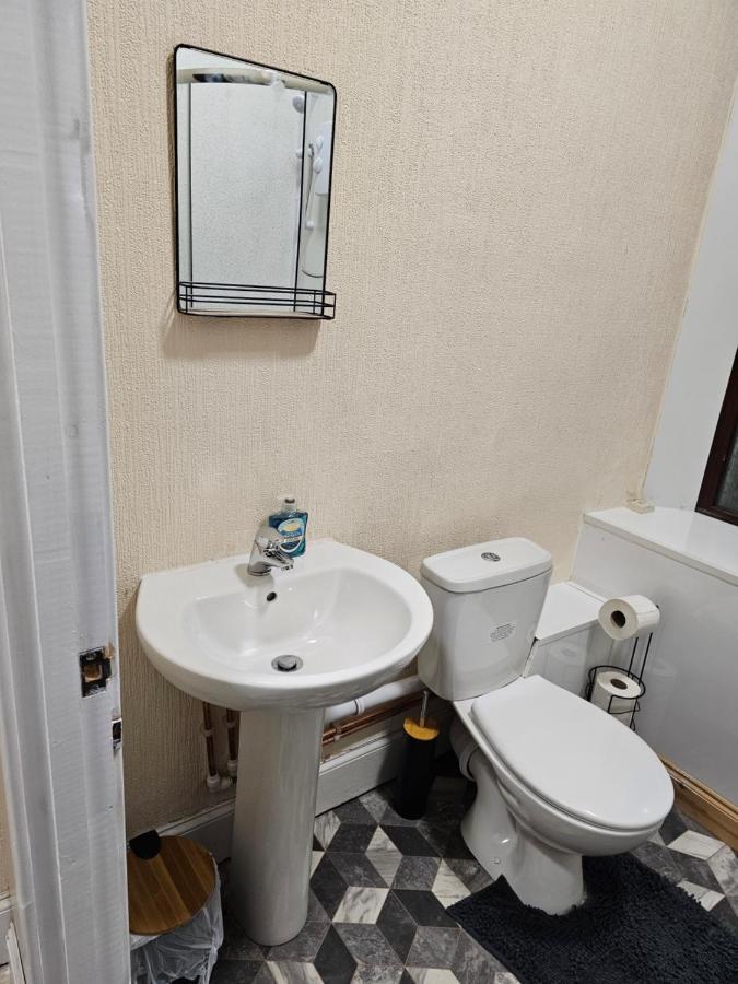 Skyline Queen'S Suites 203 Swansea Eksteriør bilde