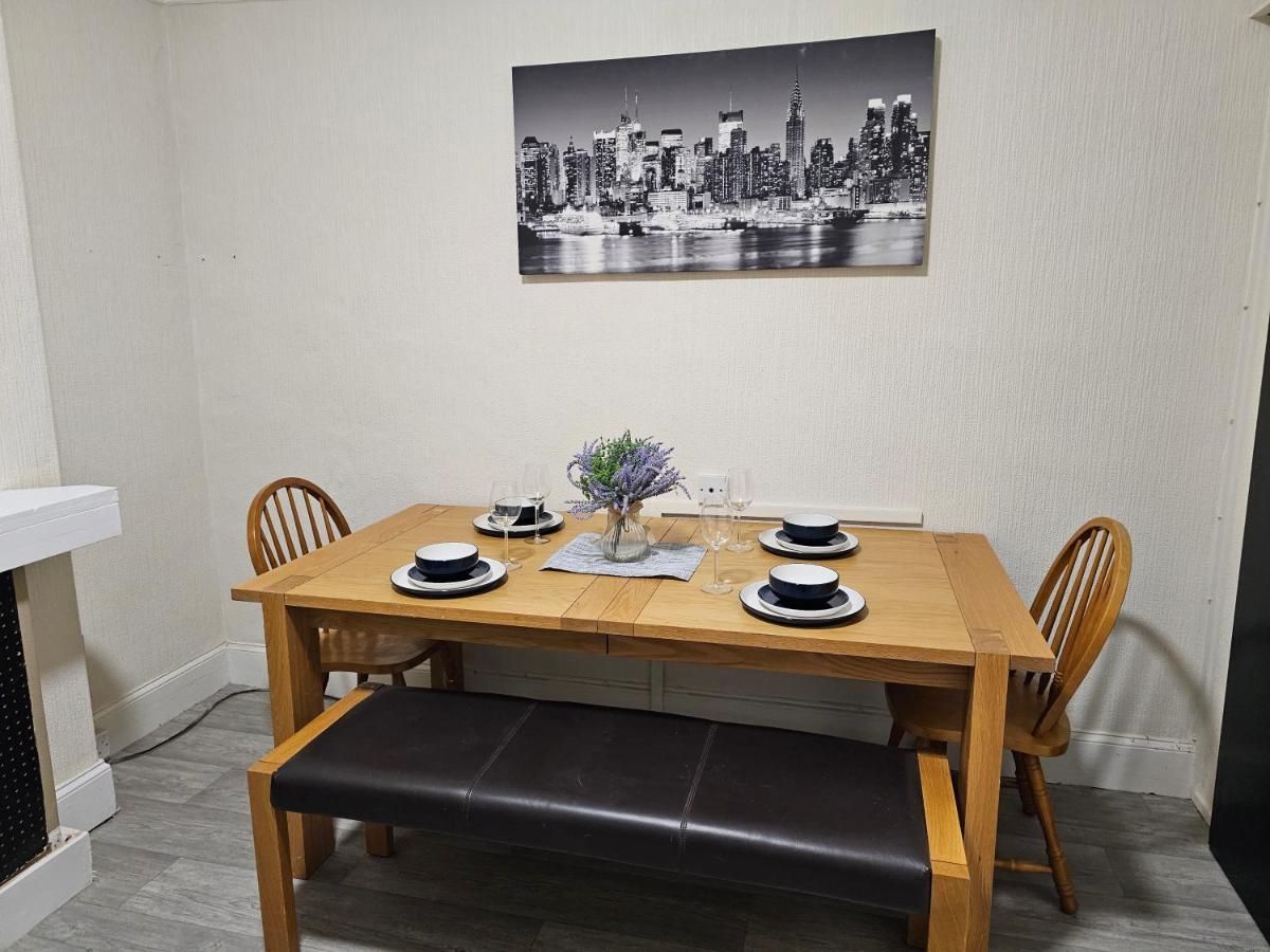 Skyline Queen'S Suites 203 Swansea Eksteriør bilde