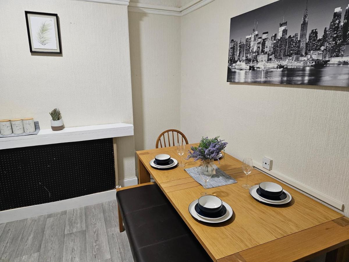 Skyline Queen'S Suites 203 Swansea Eksteriør bilde